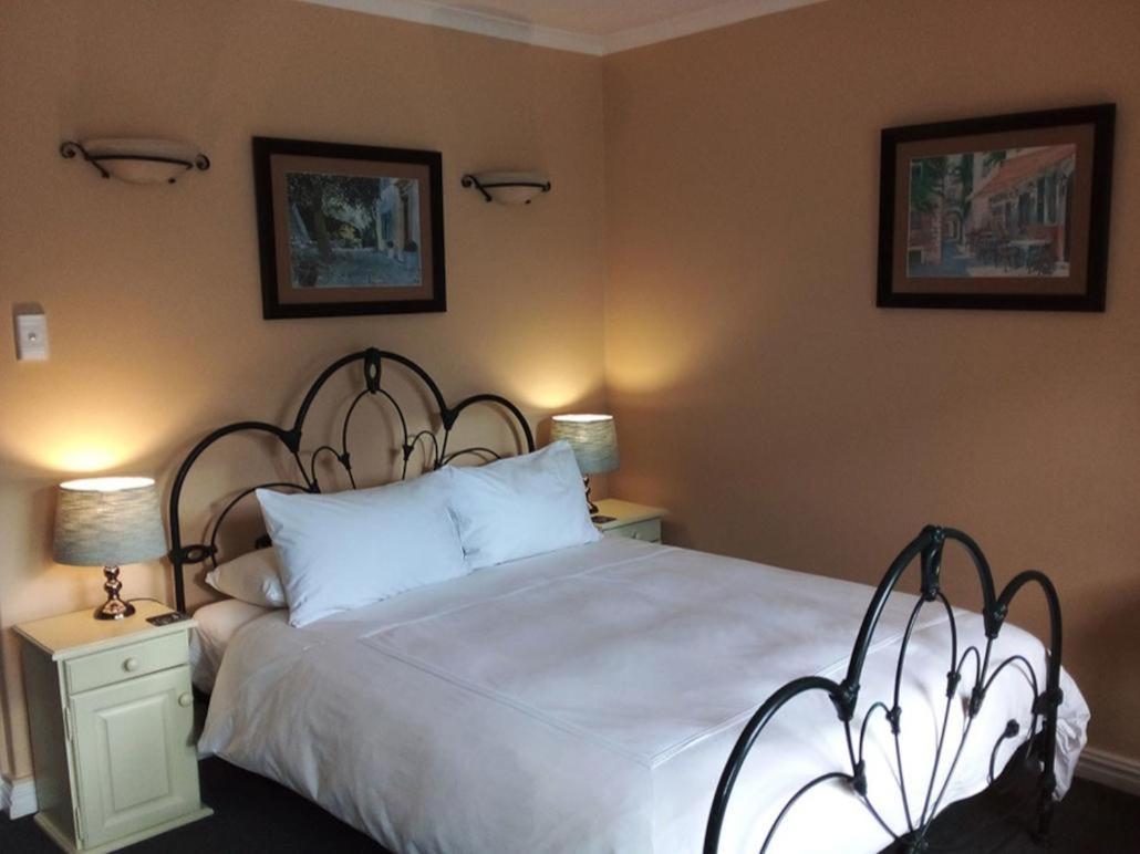 Auberge La Dauphine Guest House 프란쉬후크 외부 사진