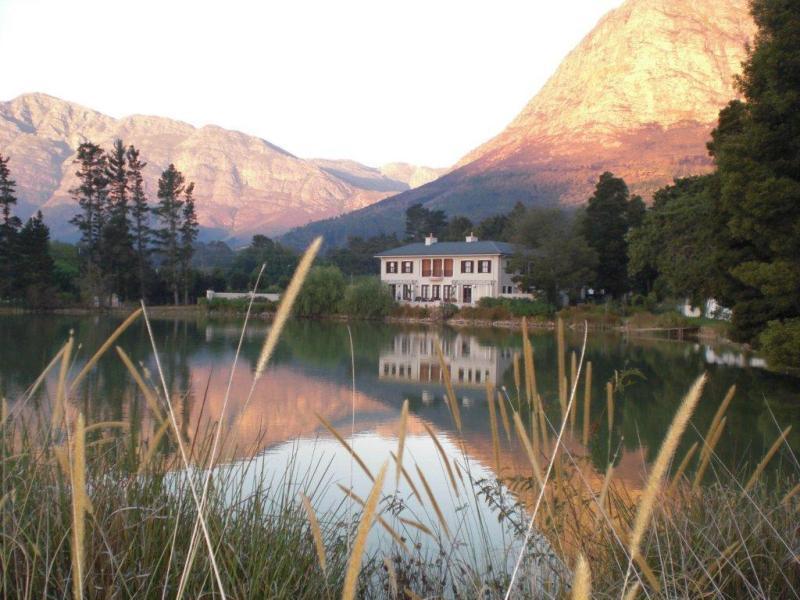 Auberge La Dauphine Guest House 프란쉬후크 외부 사진